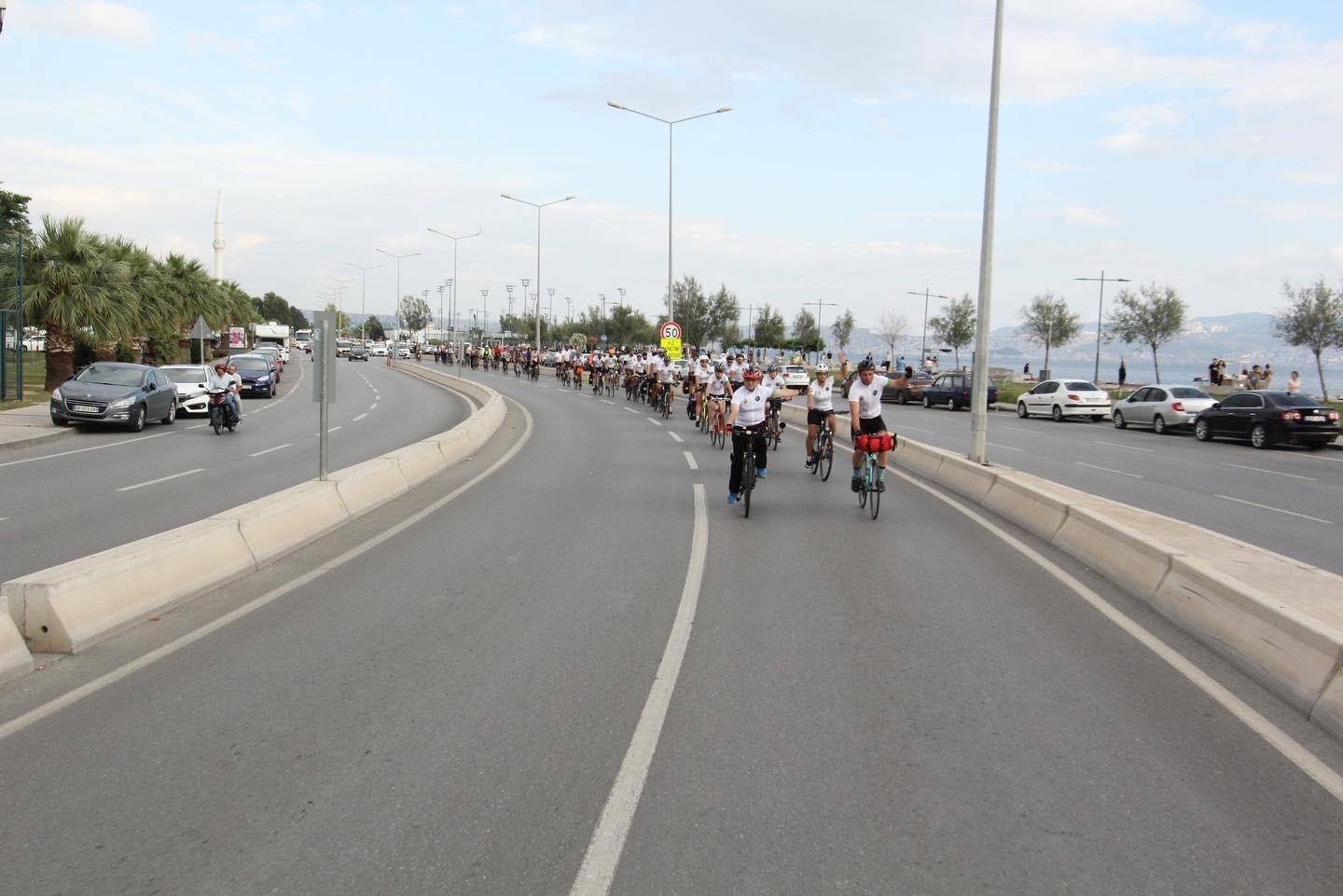 İzmir Karşıyaka’da ÇABİP Rüzgârı | Orman Vatandır Bisiklet Turu – Farkındalık Sürüşü