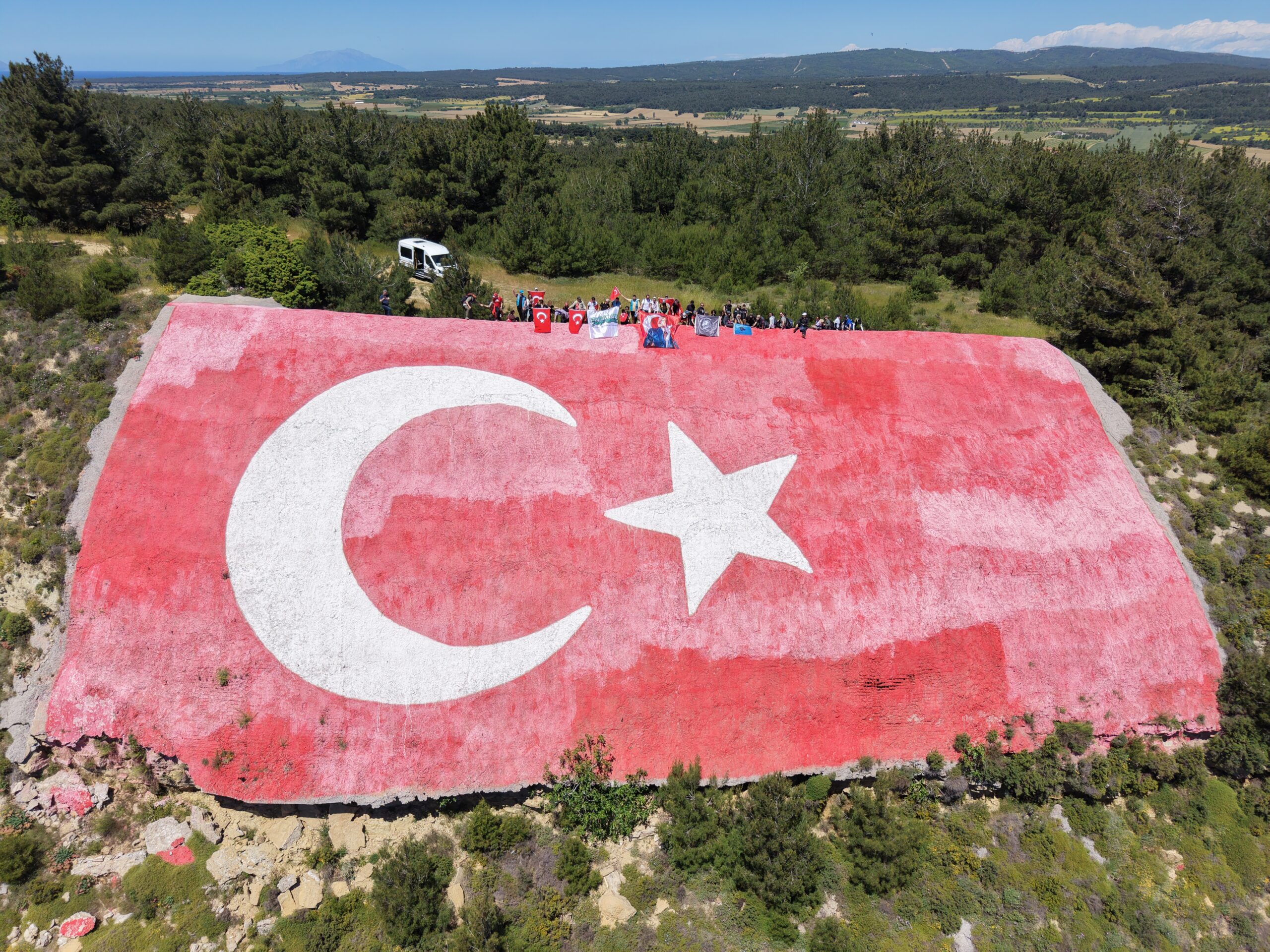 5. Şehitlere Saygı Yürüyüşü – Kakmadağ Türk Bayrağı’nda Gerçekleştirildi!